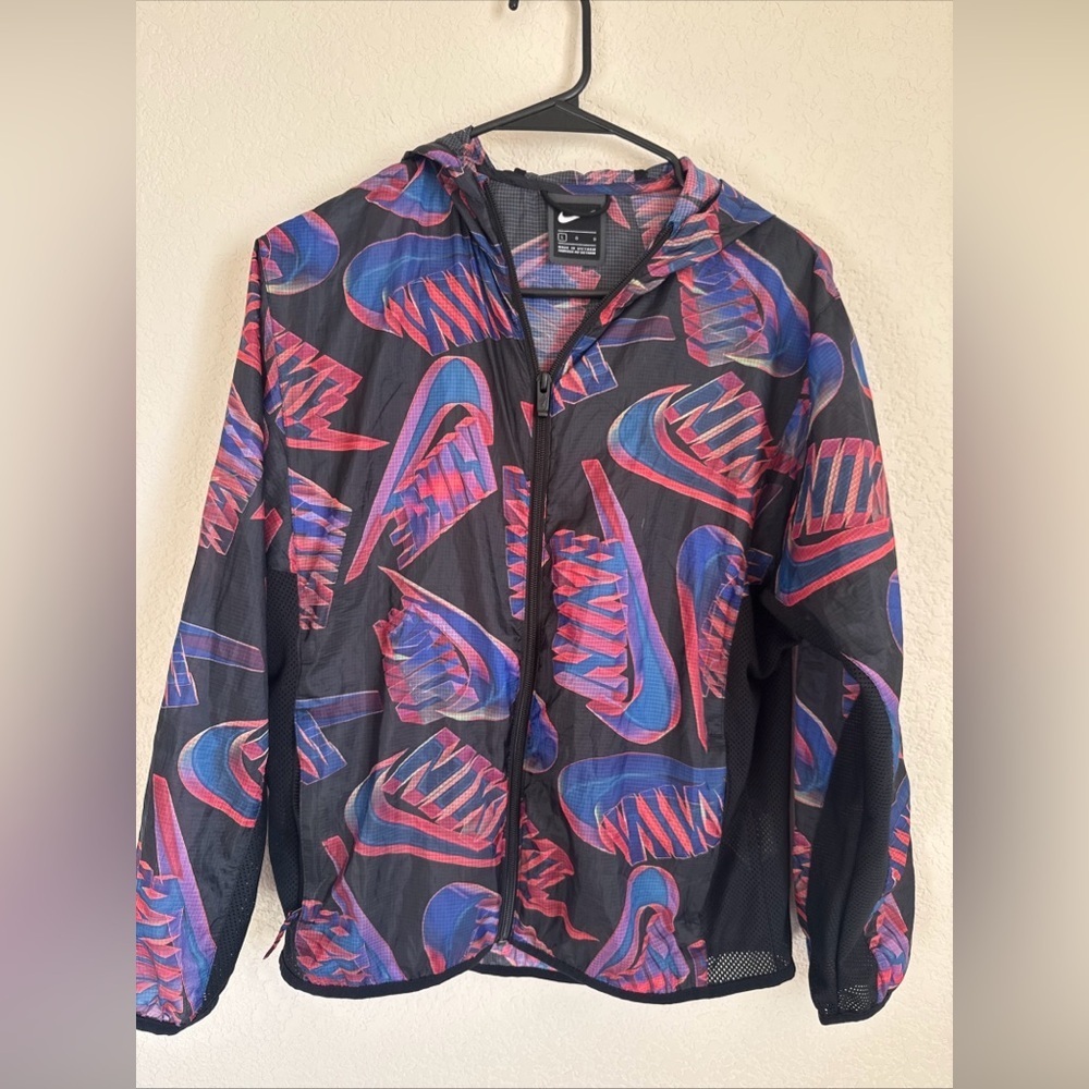 Nike logo Windbreaker Jacket Size L Black Purple Logo Print